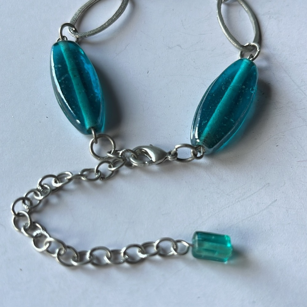 Necklace - Picture 2 of 3